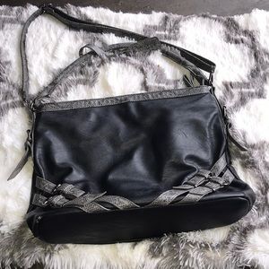 Shoulder bag